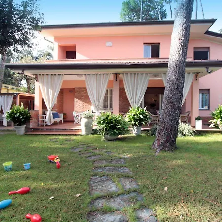 Locazione Turistica La Lupa *