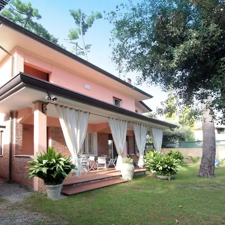 Villa Locazione Turistica La Lupa Forte dei Marmi